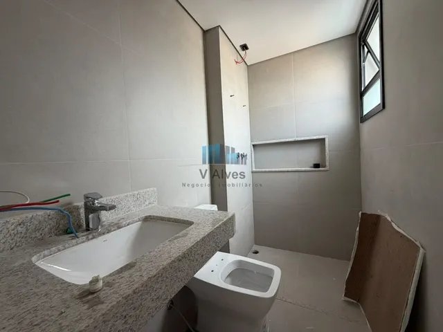 Imagem 12: Apartamento Alto Padrão, 4 quartos sendo 02 suítes e 2 semi-suites, 3 vagas. À venda
