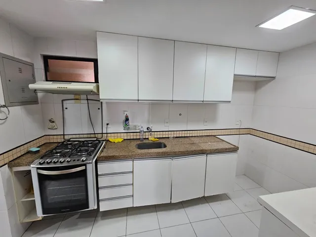 Imagem 9: Apartamento para Venda em Maceió, Ponta Verde, 3 dormitórios, 1 suíte, 3 banheiros, 1