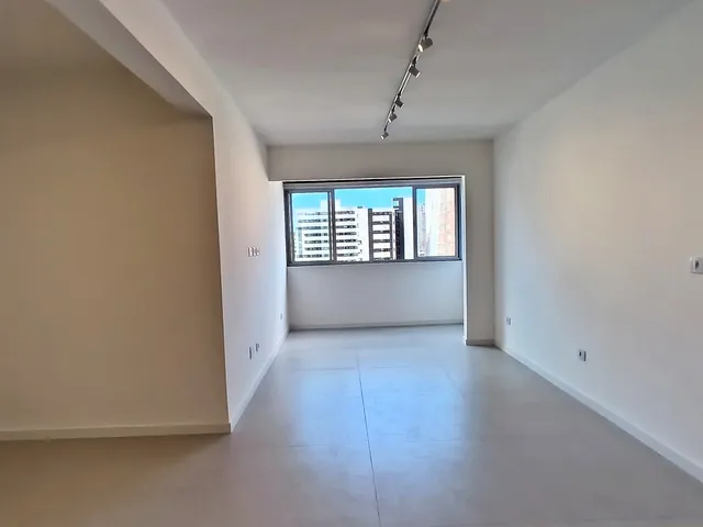 Imagem 4: Apartamento para Venda em Maceió, Jatiúca, 3 dormitórios, 2 suítes, 3 banheiros, 1