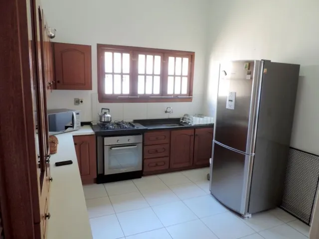 Imagem 6: Linda casa com 4 suítes para até 11 pessoas a 120m da praia