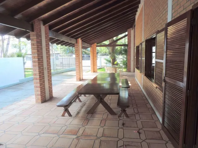 Imagem 3: Linda casa com 4 suítes para até 11 pessoas a 120m da praia