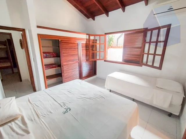 Imagem 13: Linda casa com 4 suítes para até 11 pessoas a 120m da praia