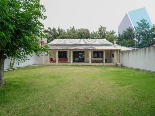 Imagem: Casa de praia com 4 dormitórios a 350 m
