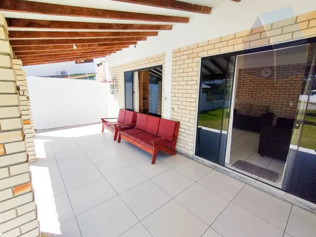 Imagem 6: Casa de praia com 4 dormitórios a 350 m da praia