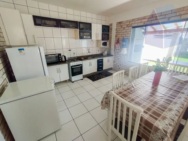 Imagem 13: Casa de praia com 4 dormitórios a 350 m da praia