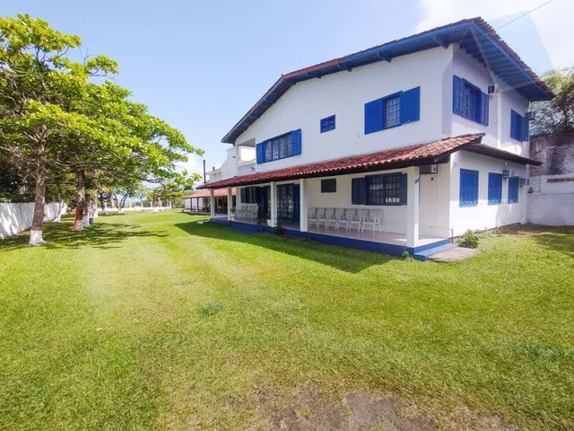 Imagem 6: Casa de frente para a praia com 5 dormitórios - Pé na areia