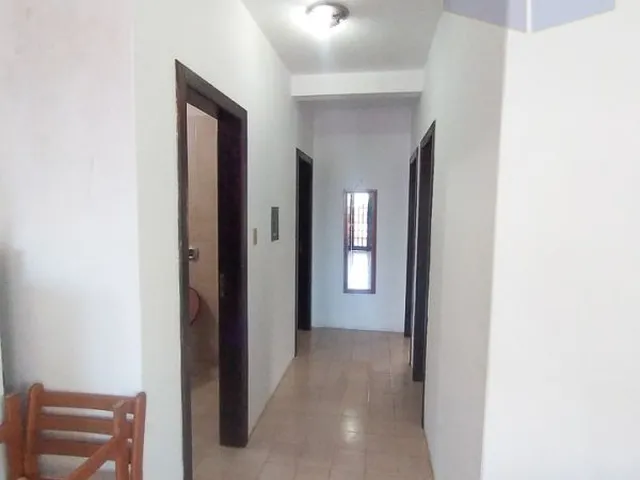 Imagem 2: Casa de frente para a praia com 5 dormitórios - Pé na areia