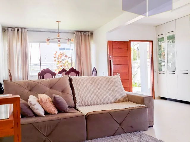 Imagem 16: Casa 2 dormitórios sendo 1 suite. A 650mts da praia da Cachoeira do Bom Jesus