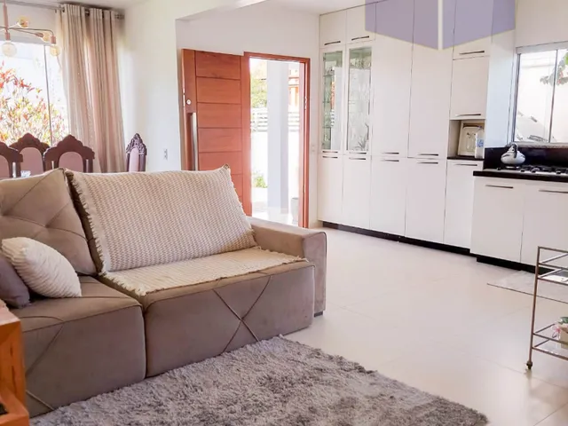 Imagem 6: Casa 2 dormitórios sendo 1 suite. A 650mts da praia da Cachoeira do Bom Jesus