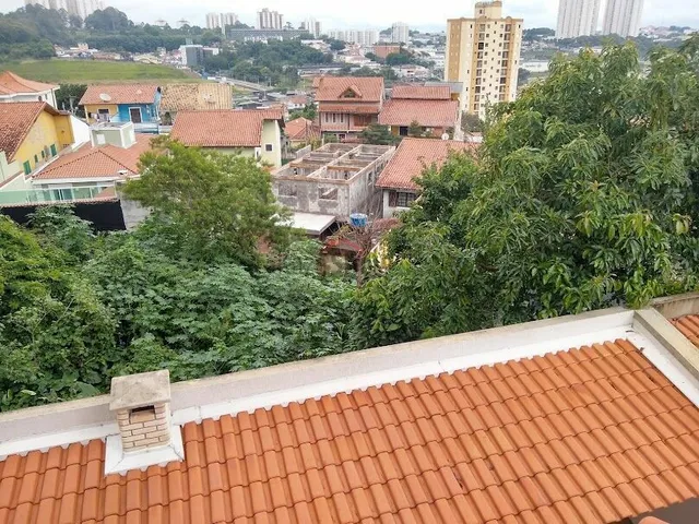 Imagem 11: Sobrado 3 Dormitórios com 1 Suíte, 4 Vagas, Quintal com Área Gourmet no Parque Monte Alegre em Taboão da Serra