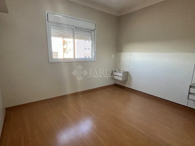 Imagem 7: APARTAMENTO Apartamento com 2 dormitórios