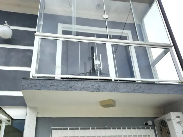 Imagem 15: CASA - ARARUAMA. Piscina, Churrasqueira, VarandaeÁrea de serviço