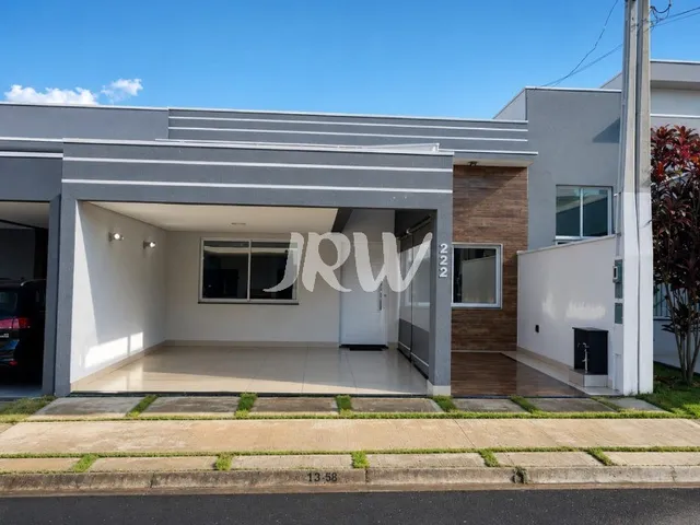 Imagem: A casa em condomínio possui 3 Dormitórios, 1 Suíte, 2