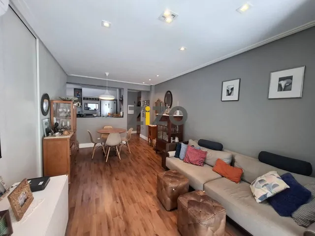 Imagem: Apartamento com 2 Dormitórios À Venda