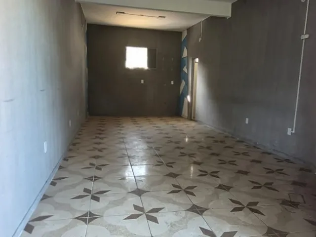 Imagem 3: Venda - Casa 4 quartos - 3 lojas - Campo Grande - Rio de Janeiro - RJ