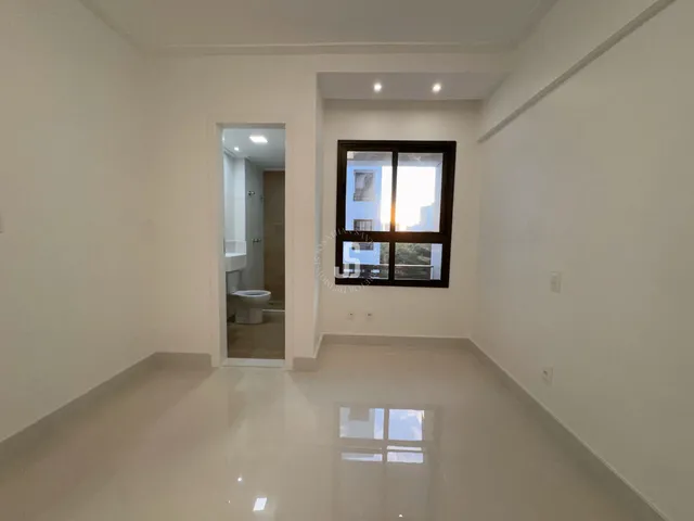 Imagem 3: Apartamento 3 Suítes à Venda no Alphaville I, 128m², Nascente Total, Vista Natureza e
