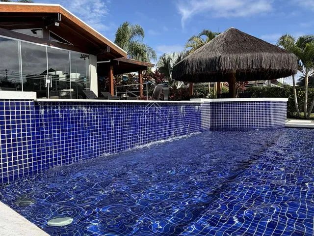 Imagem 5: Casa à venda Casa com venda por R$2.700.000
