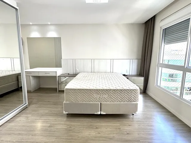 Imagem 2: Place Vendome Apartamento com 4 dormitórios