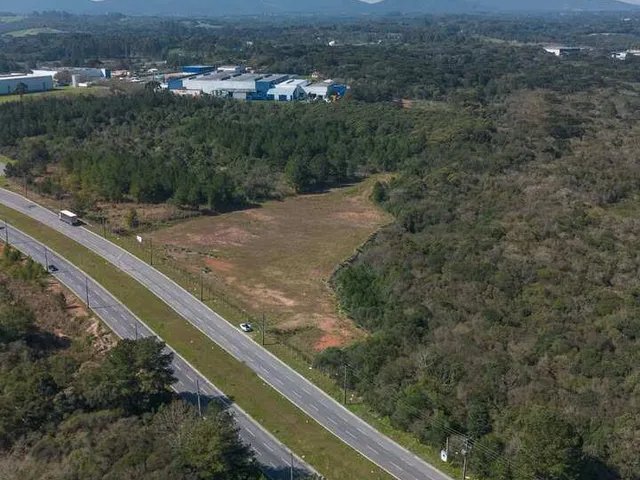 Imagem: Área industrial em São José dos Pinhais