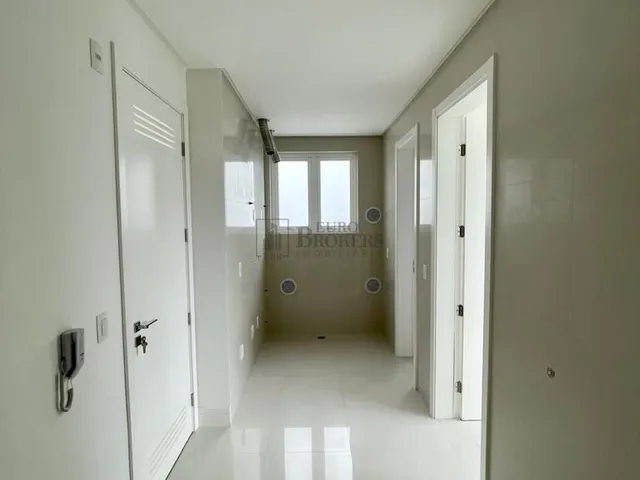 Imagem 2: Apartamento Frente Mar com 3 Suítes na Barra Sul em Balneário Camboriú