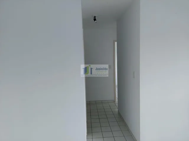 Imagem 15: Apartamento 2qts sendo 1 suíte, sala com varanda Padrão