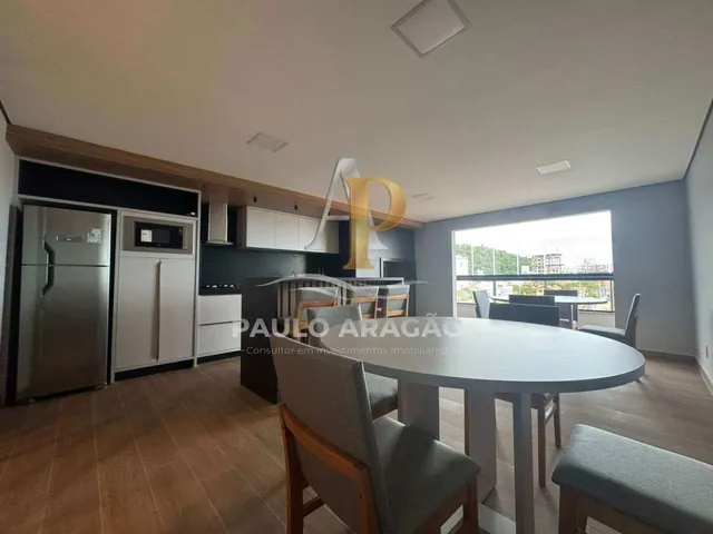 Imagem 3: Apartamento de alto padrão à venda, no Edifício Torre Del Mar em Penha, Centro, com 3