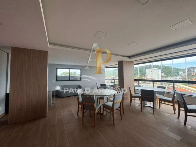 Imagem 11: Apartamento de alto padrão à venda, no Edifício Torre Del Mar em Penha, Centro, com 3