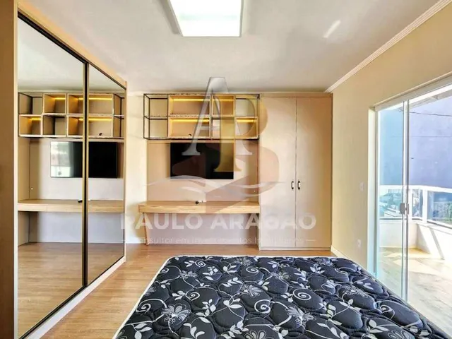 Imagem 9: Casa À Venda em Balneário Camboriú, Centro, com 4 Quartos, 400M²