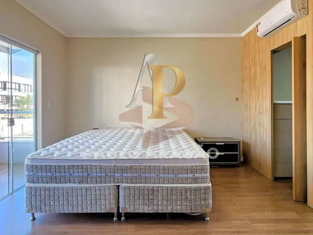 Imagem 15: Casa À Venda em Balneário Camboriú, Centro, com 4 Quartos, 400M²