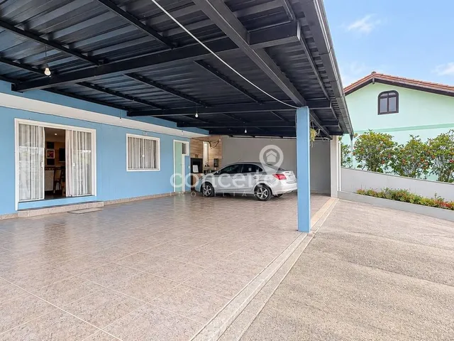 Imagem 14: Casa Semimobiliada com 3 Dormitórios na Velha Central!
