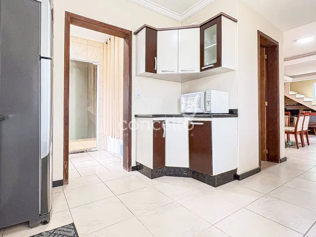 Imagem 13: Casa Semimobiliada com 3 Dormitórios na Velha Central!