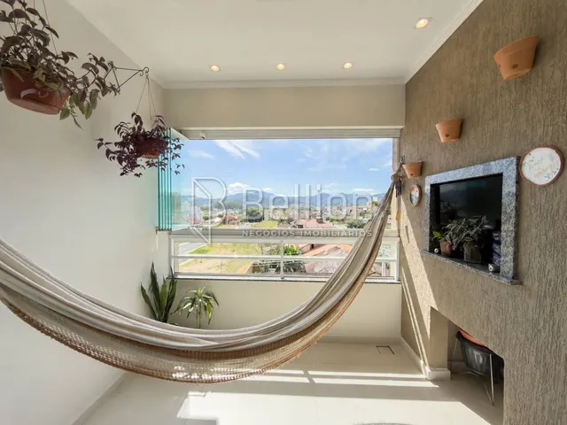 Imagem 6: Apartamento Semimobiliado com Suíte e Sacada com Churrasqueira no Bairro das Capitais - Timbó/Sc