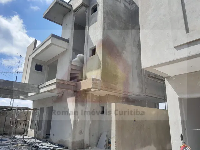 Imagem: Casa Sobrado em Hauer, Curitiba/PR