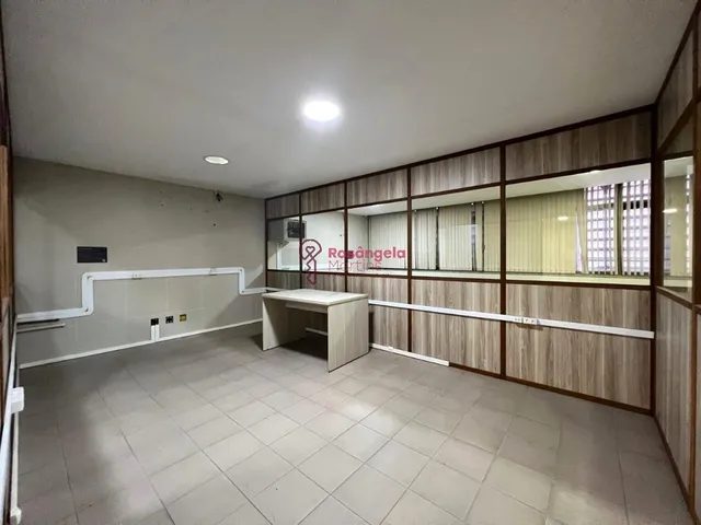 Imagem 12: Prédio Comercial com mais de 700m² construídos à venda, localizado no Centro!