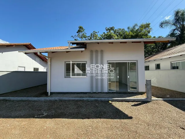 Imagem: Casa com 2 Dormitórios À Venda, 54,72M²