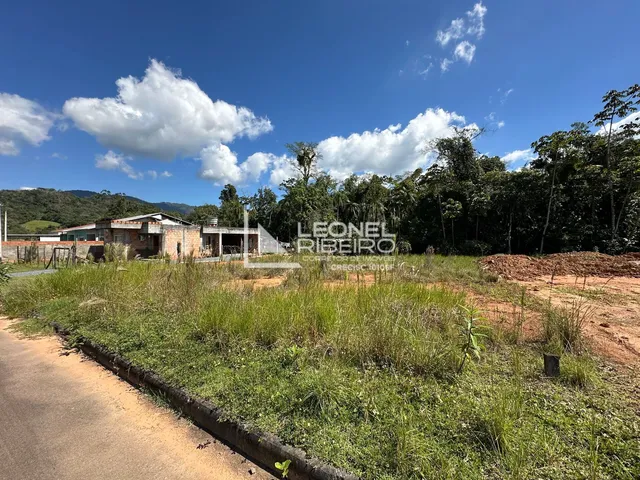 Imagem: Terreno À Venda, 450M² no Bairro Divineia