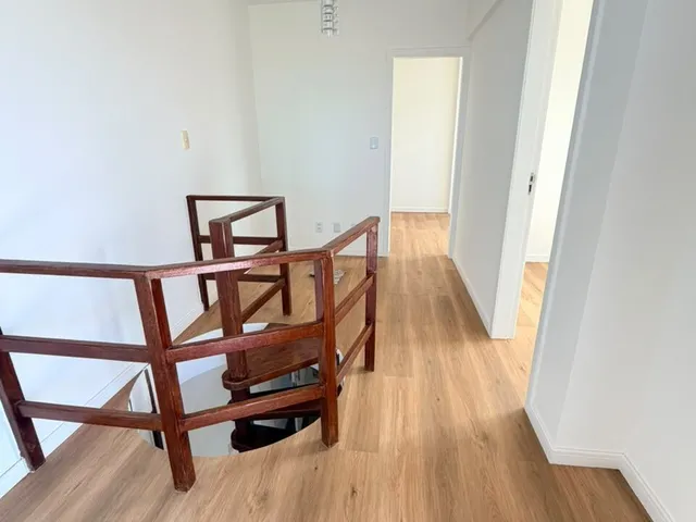 Imagem 4: Cobertura Duplex em Piatã, com 3/4 sendo 1 suíte, com 2 vagas, proximo a praia