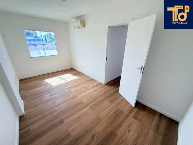 Imagem 8: Cobertura Duplex em Piatã, com 3/4 sendo 1 suíte, com 2 vagas, proximo a praia