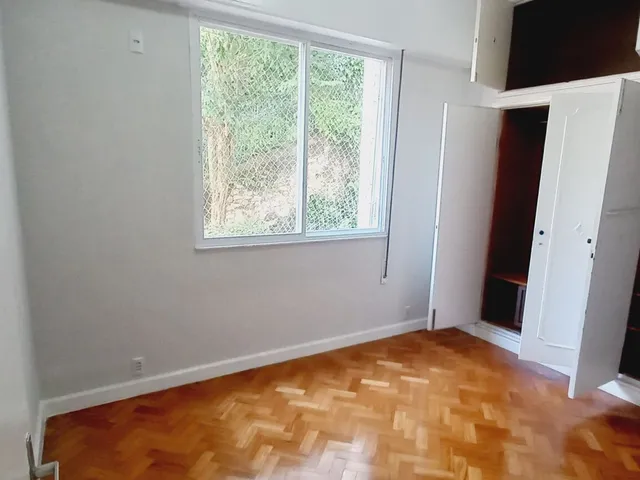 Imagem 9: Excelente apartamento, localizada na Praça, Radial Sul 25, oferece espaços amplos que