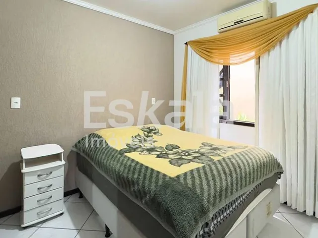 Imagem 5: Casa Semimobiliada Com 04 Dormitórios, Sendo 01 Suíte