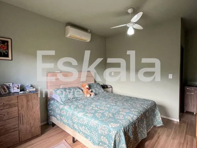 Imagem 2: Casa Semi mobiliada Com 01 Suíte + 03 Quartos