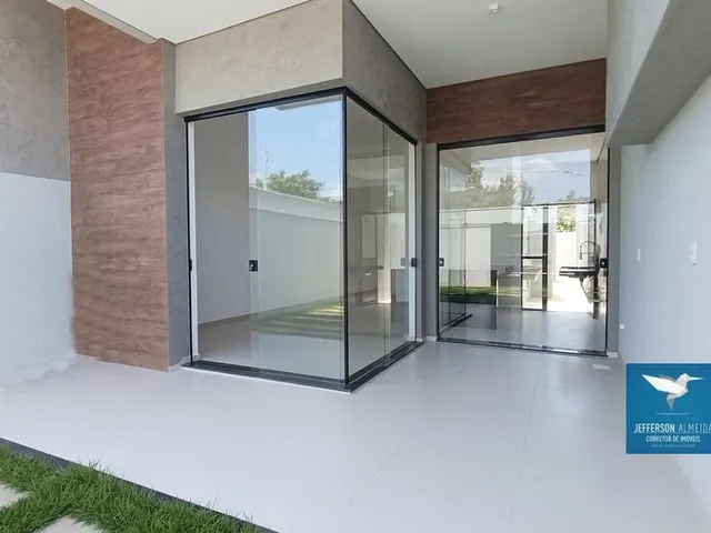 Imagem 12: Casa Plana Nova Pronta para Morar em Rua Pública na Região Central de Eusébio! Fachada
