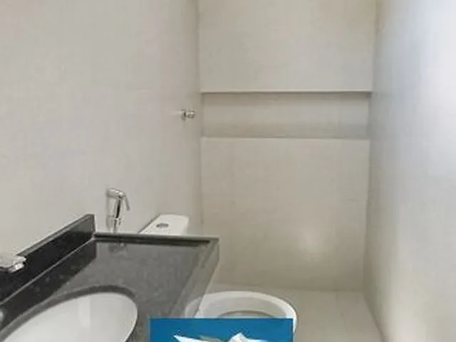 Imagem 9: Casa Plana Nova Pronta para Morar em Rua Pública na Região Central de Eusébio! Fachada