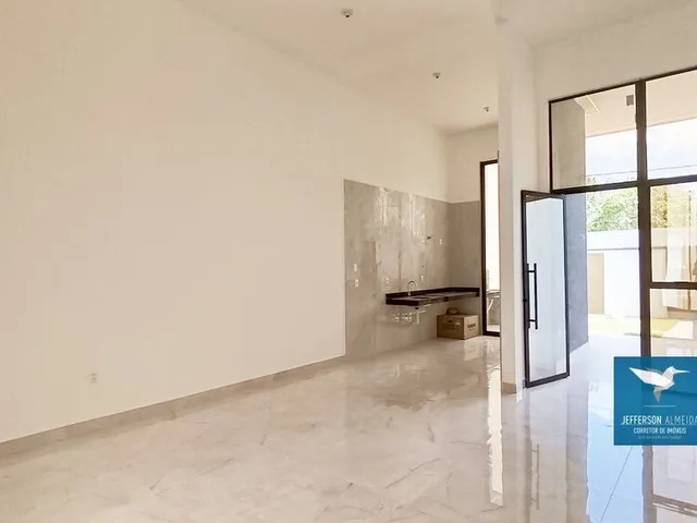 Imagem 4: Casa Plana Nova Pronta para Morar em Rua Pública na Região Central de Eusébio! Fachada