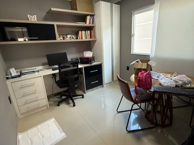 Imagem 5: Imperdível! Casa triplex com 4 suítes em Muquiçaba, Guarapari-ES. Área gourmet