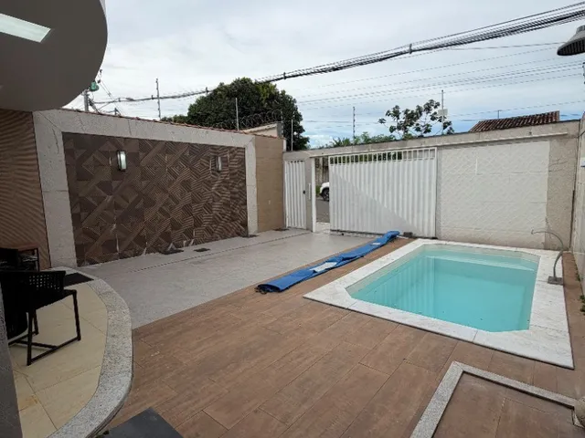 Imagem 3: Casa à Venda em Guarapari-ES: Casa Linear com Área Gourmet e Piscina no Bairro Fátima