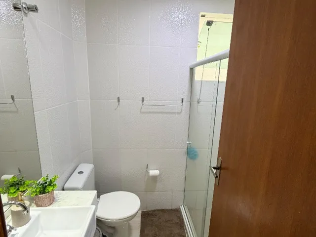 Imagem 7: Casa à Venda em Guarapari-ES: Casa Linear com Área Gourmet e Piscina no Bairro Fátima