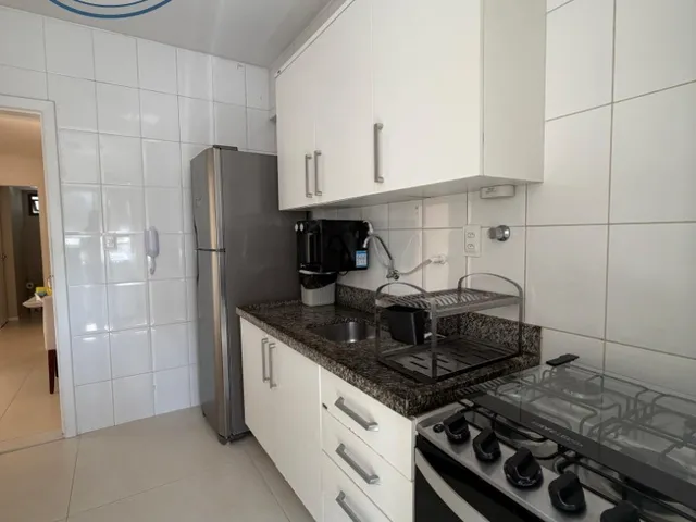 Imagem 2: APARTAMENTO À VENDA NA BARRA COM 2 SUÍTES, NASCENTE E PORTEIRA FECHADA!