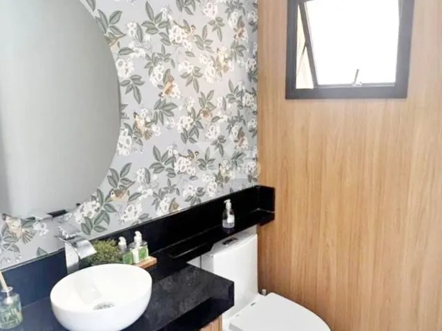 Imagem 9: Casa à venda com 3 quartos, sendo 3 suítes, 226m² de área construída. Casa 100