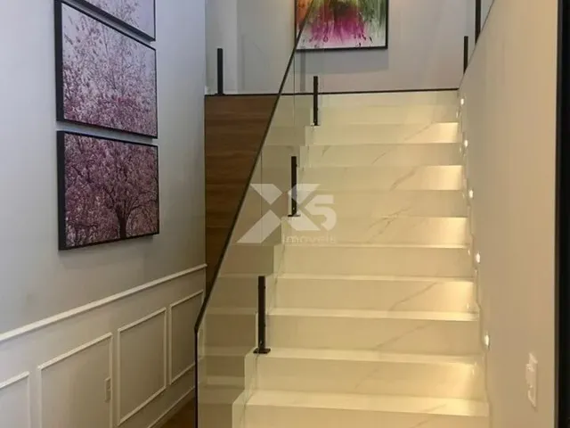 Imagem 10: Casa à venda com 3 quartos, sendo 3 suítes, 226m² de área construída. Casa 100